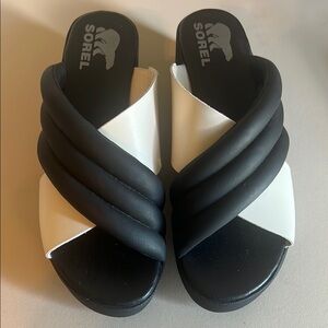 Sorel Women's Two-Tone Slide Sandals
